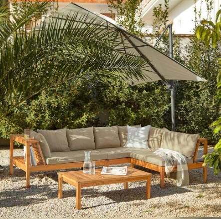 Benefits of Owning an Outdoor Sofa