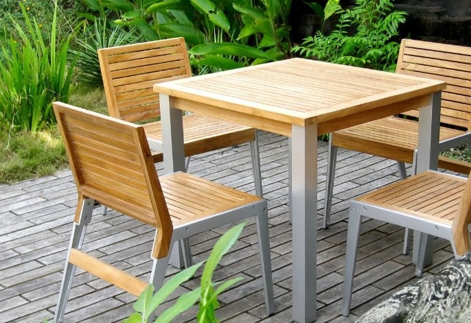 Best Teak Furniture for Different Spaces