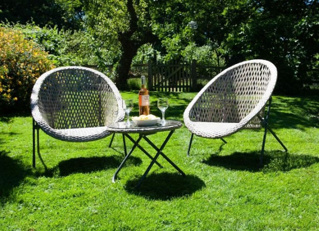 Top 5 Garden Chairs for Every Budget and Style